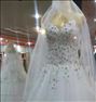 لباس عروس همراه تور و شنل